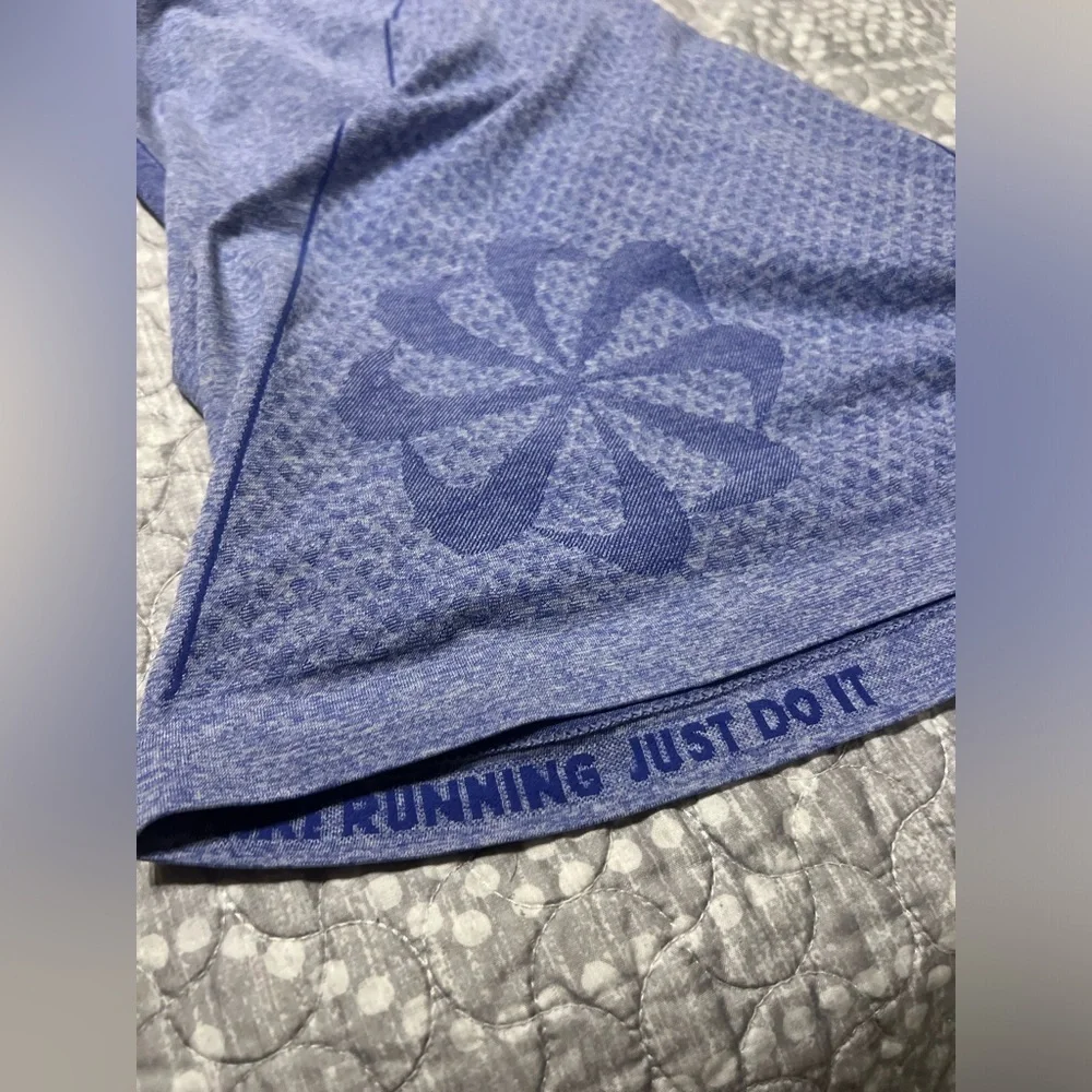Nike dry fit razor back exercise top